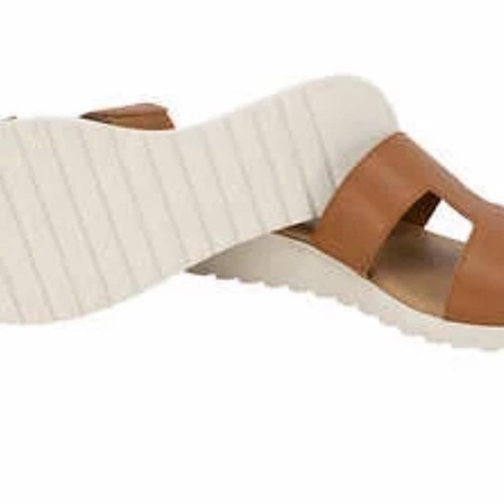 Kensie Ladies' Strap Sandal - Picture 7 of 7